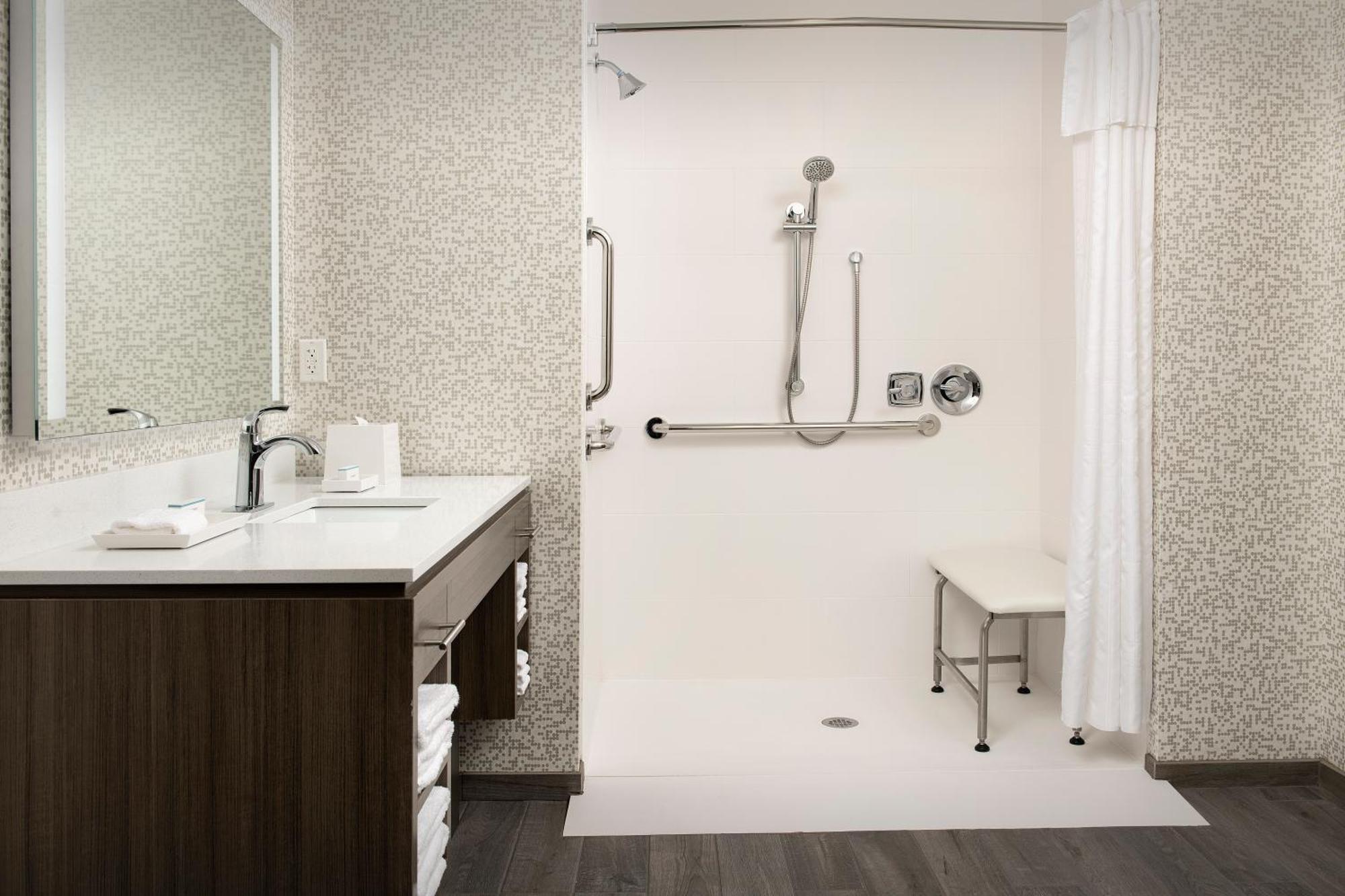 Home2 By Hilton Columbus Polaris 3* Flint